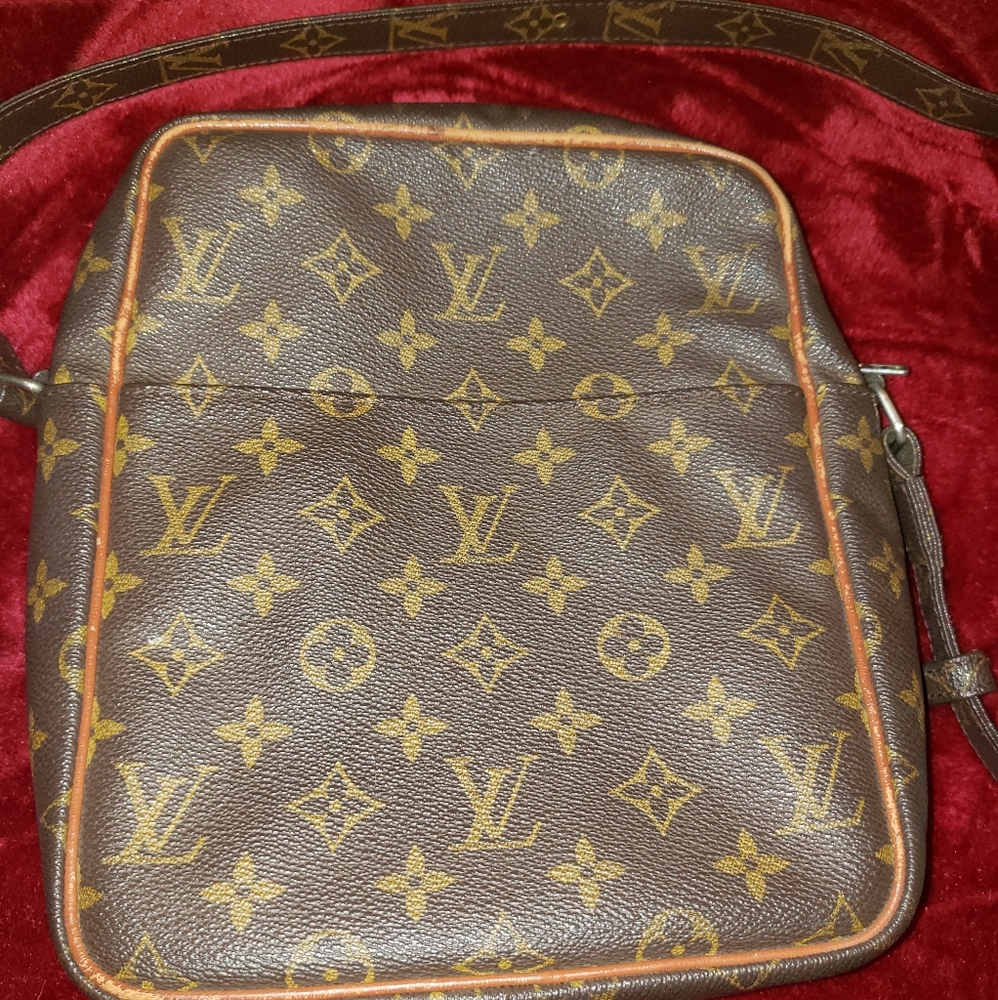 Vintage (LV) Louis Vuitton Monogram bag! - Picture 2 of 9
